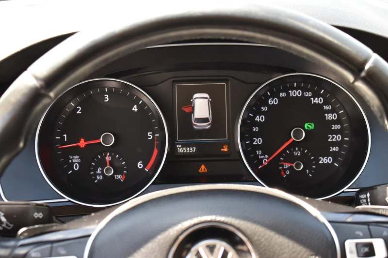 VW Passat 2.0TDI* AUTOMAT* LED - 25990 лв. - 63963943 | Car24.bg