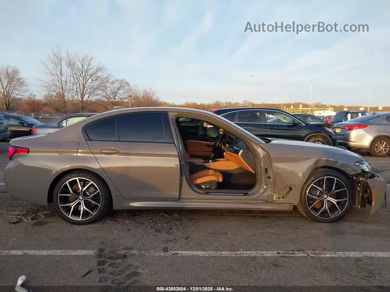 BMW 530 Xi* B48* M-Pack* Nardo Gray* Цена до БГ  - изображение 7