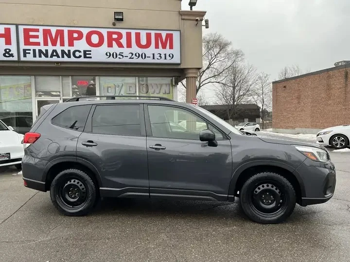 Subaru Forester Toring * AWD * Шибидах * Carplay * Carfax * , снимка 3 - Автомобили и джипове - 53852102