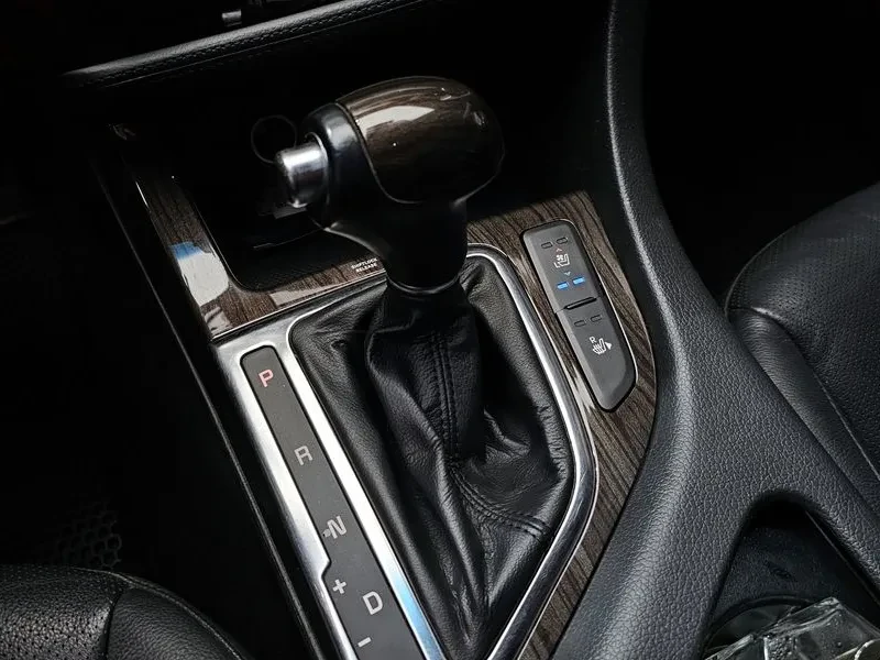 Kia K5 2.0, снимка 9 - Автомобили и джипове - 54262128