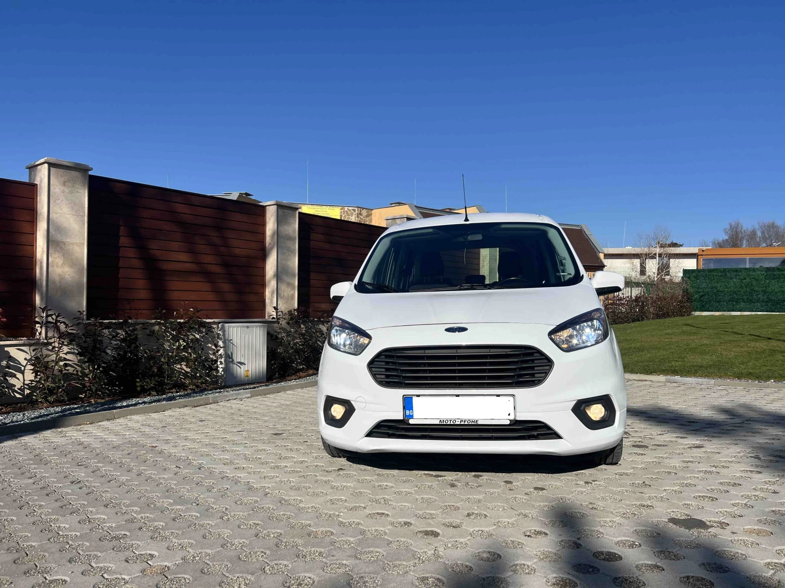 Ford Courier 1.5D - 120к.с EURO 6 ЕДИН СОБСТВЕНИК - изображение 2