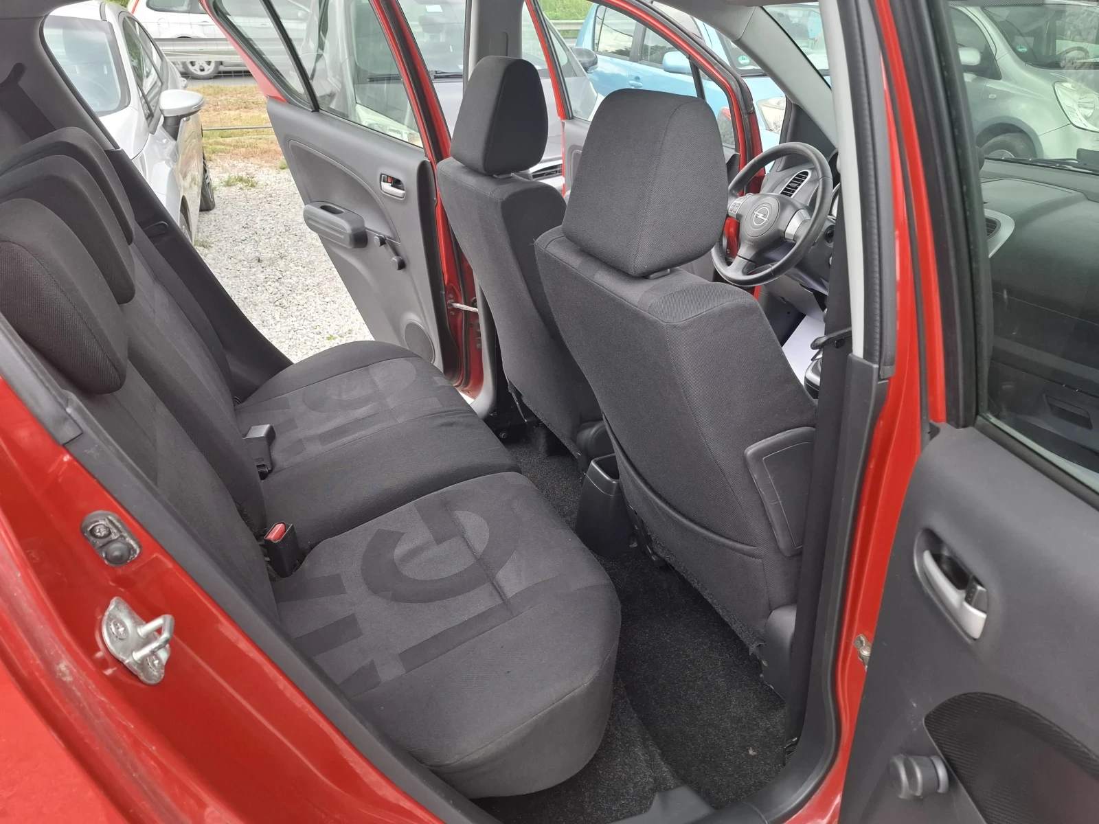 Opel Agila  - изображение 10