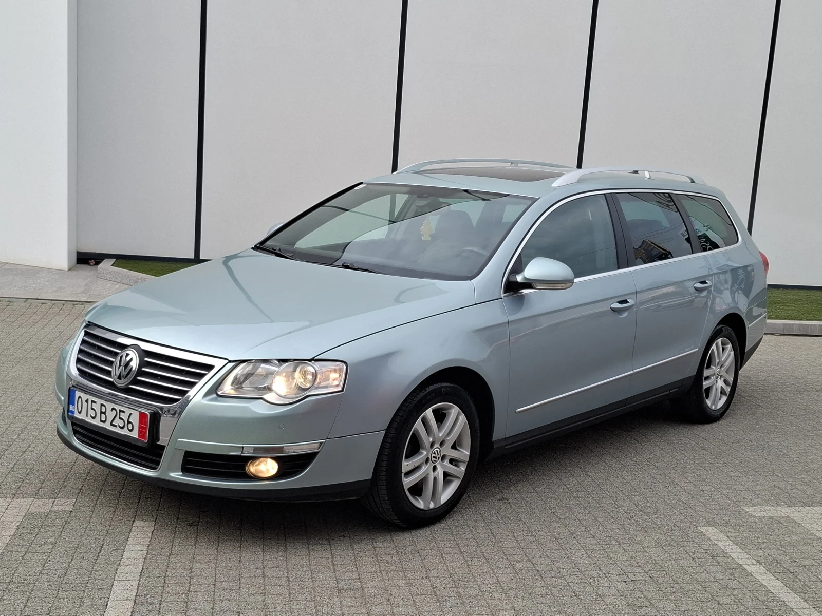 VW Passat 2.0TDI* (140кс)* FACELIFT* 4x4* NAVI* KLIMATRONIK - изображение 3