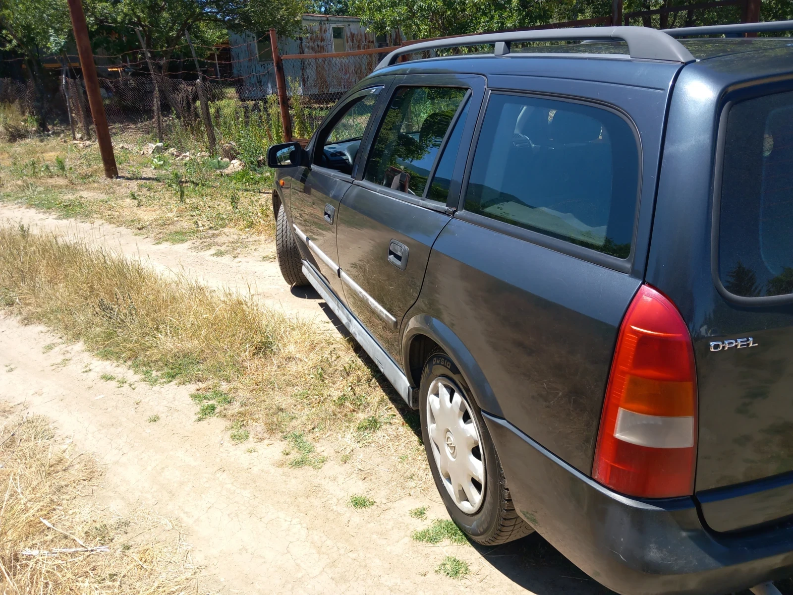 Opel Astra Комби - изображение 3