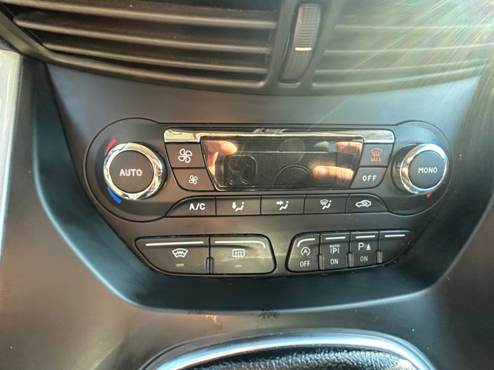 Ford C-max 1.6 TDCI - изображение 8