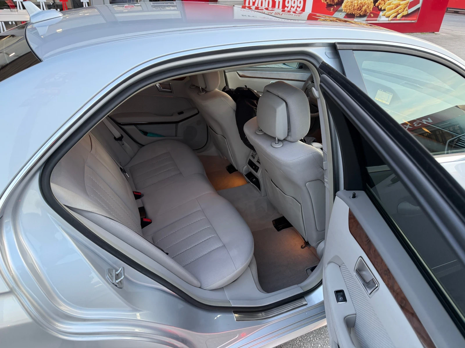 Mercedes-Benz E 350 Mercedes E300/350CDI 231.. 7G-Tronic plus | Mobile.bg   8