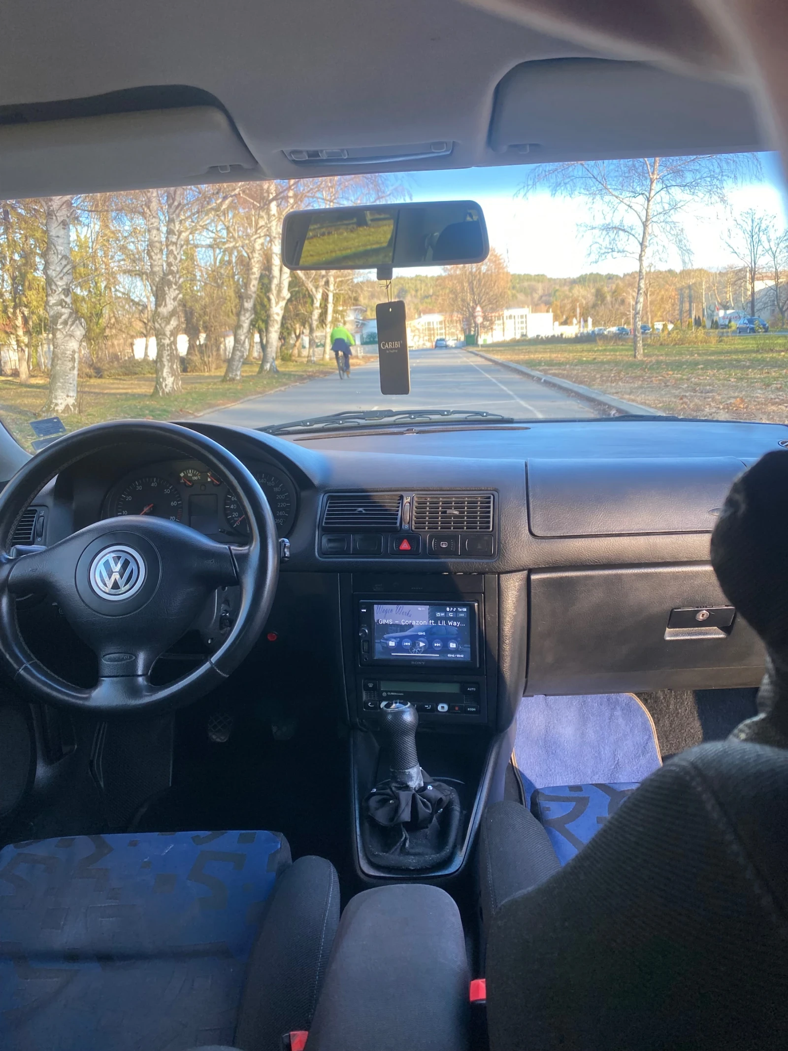 VW Golf | Mobile.bg   9