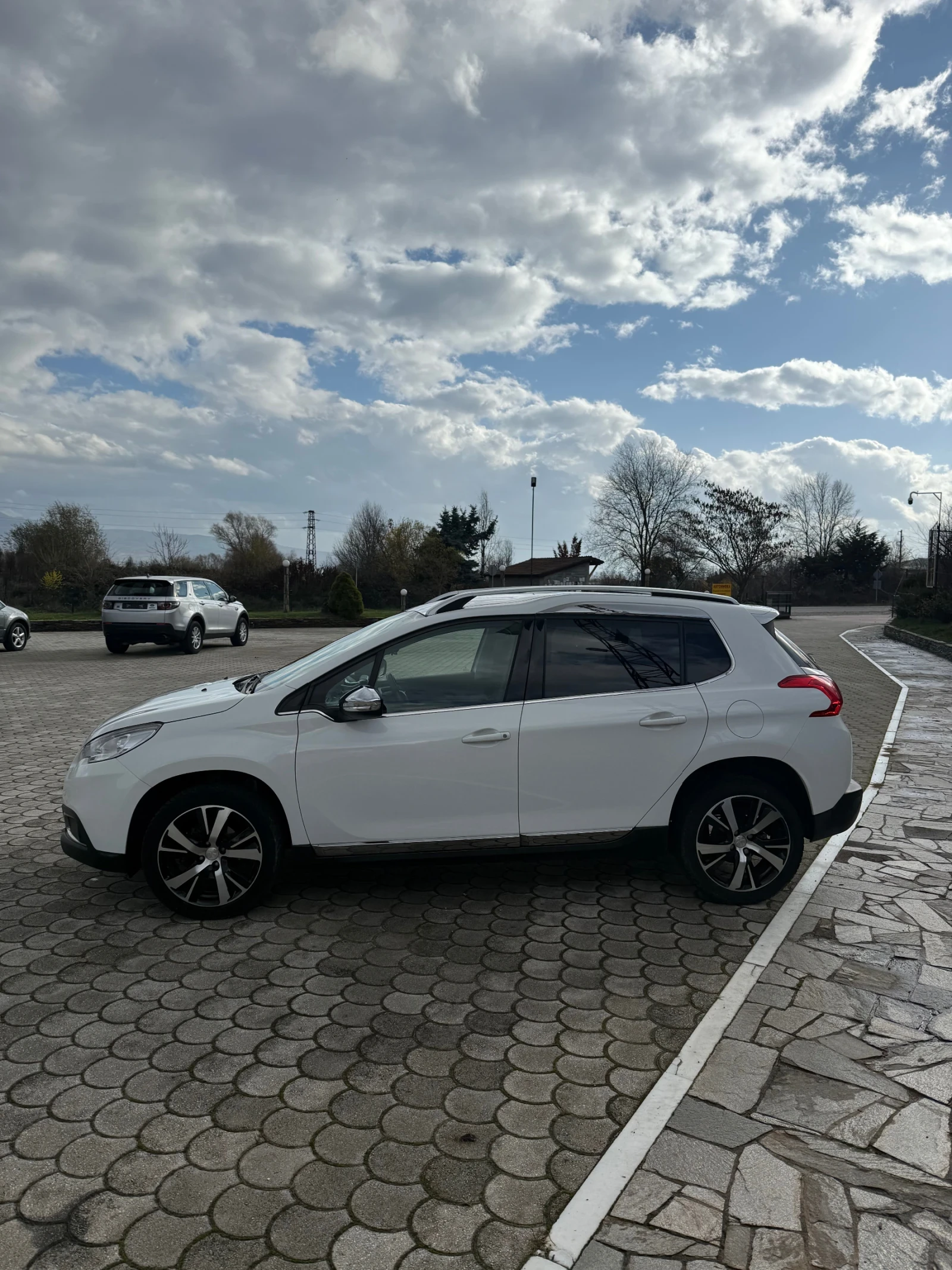 Peugeot 2008  - изображение 8