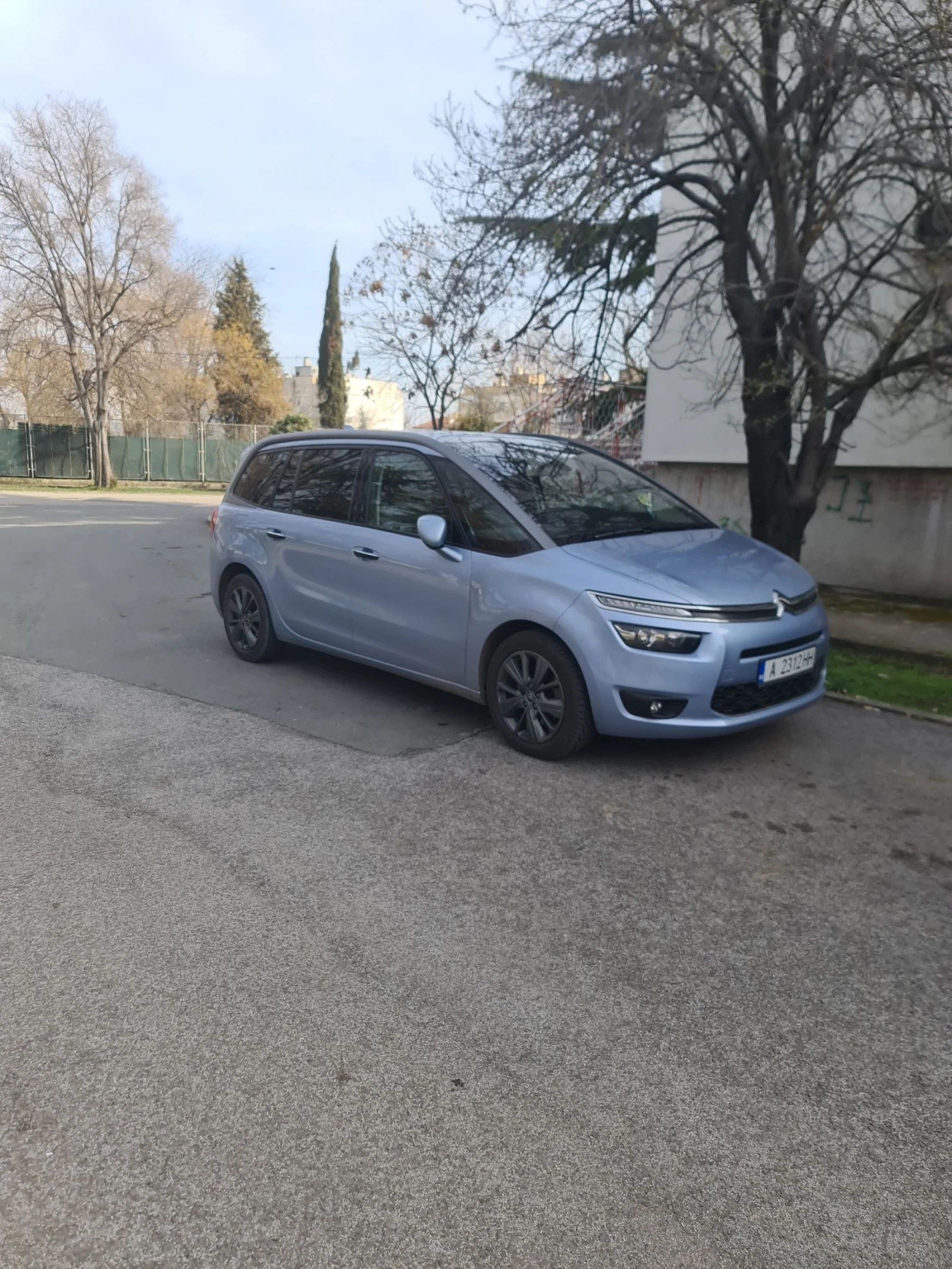 Citroen Grand C4 Picasso Exclusive - изображение 2