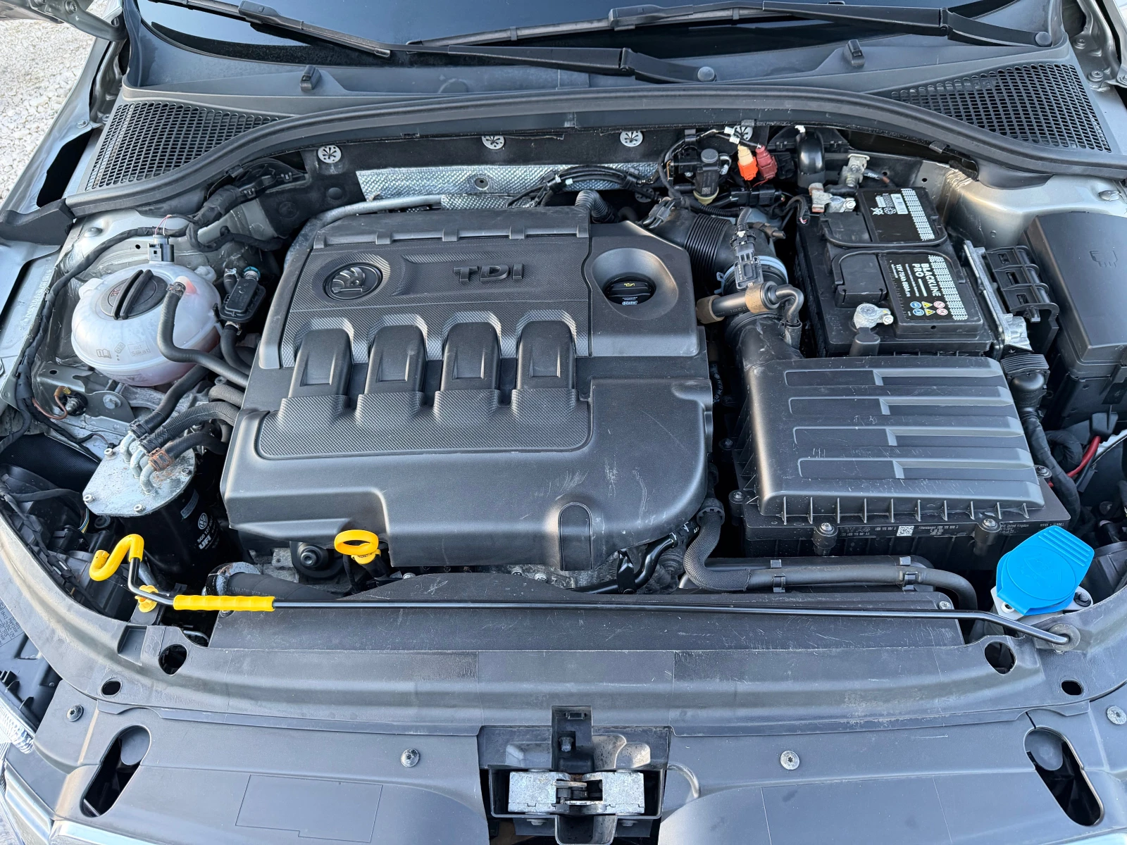 Skoda Octavia 1.6 TDi/105p.s-Navi/Euro 5!!! | Mobile.bg � ����������� 14