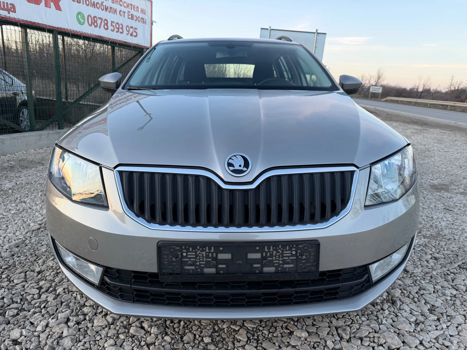 Skoda Octavia 1.6 TDi/105p.s-Navi/Euro 5!!! - изображение 5
