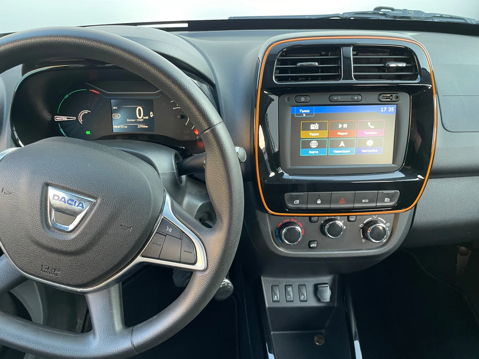 Dacia Spring Comfort Plus, снимка 9 - Автомобили и джипове - 53742249