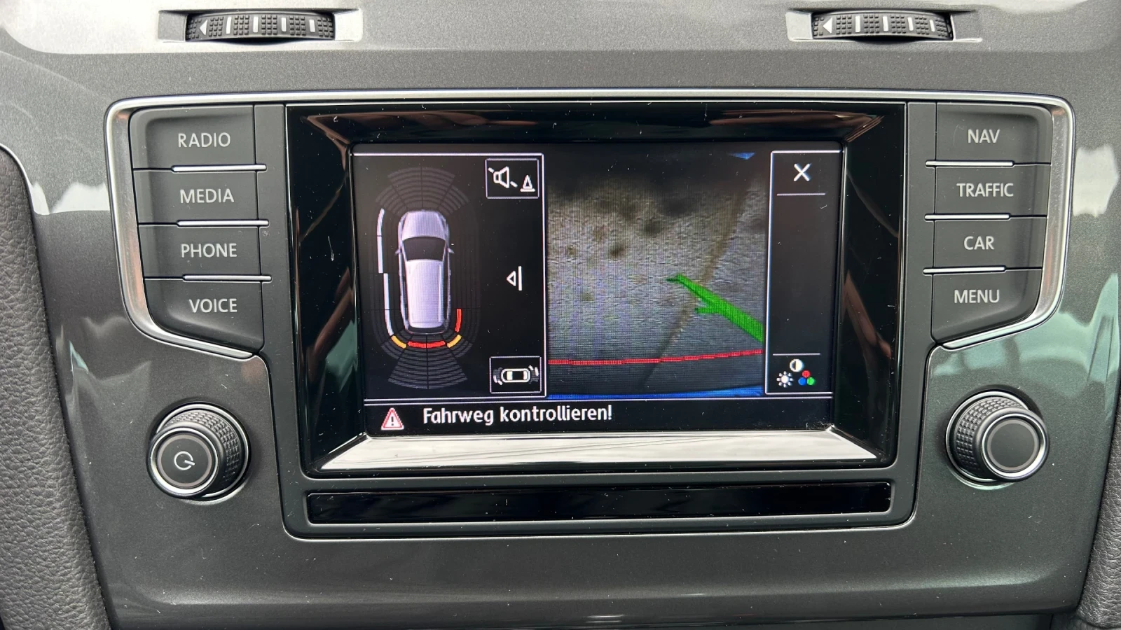 VW Golf 2.0-ALLTRACK-4x4-Automat, снимка 17 - Автомобили и джипове - 53925456