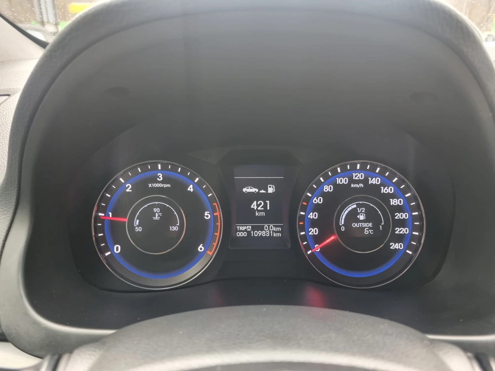 Hyundai I40 1.7CRDi ШВЕЙЦАРИЯ, снимка 11 - Автомобили и джипове - 53963737