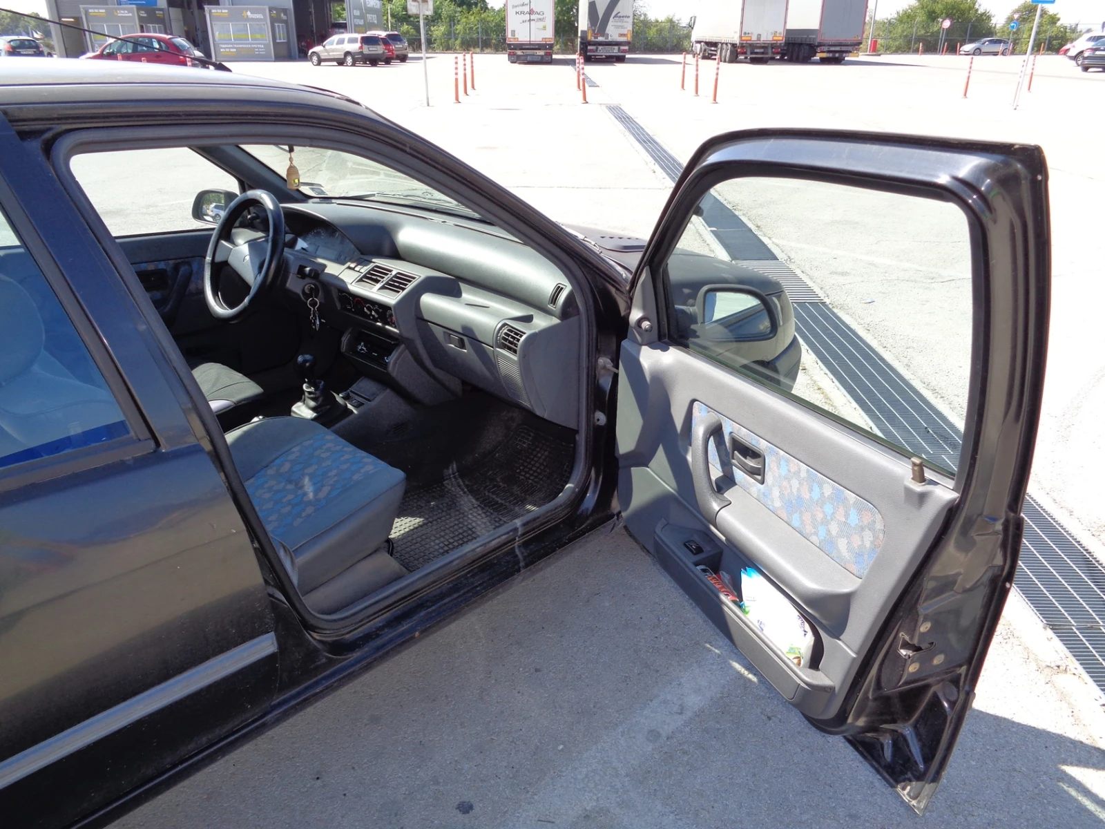 Renault Clio, снимка 13 - Автомобили и джипове - 54140934