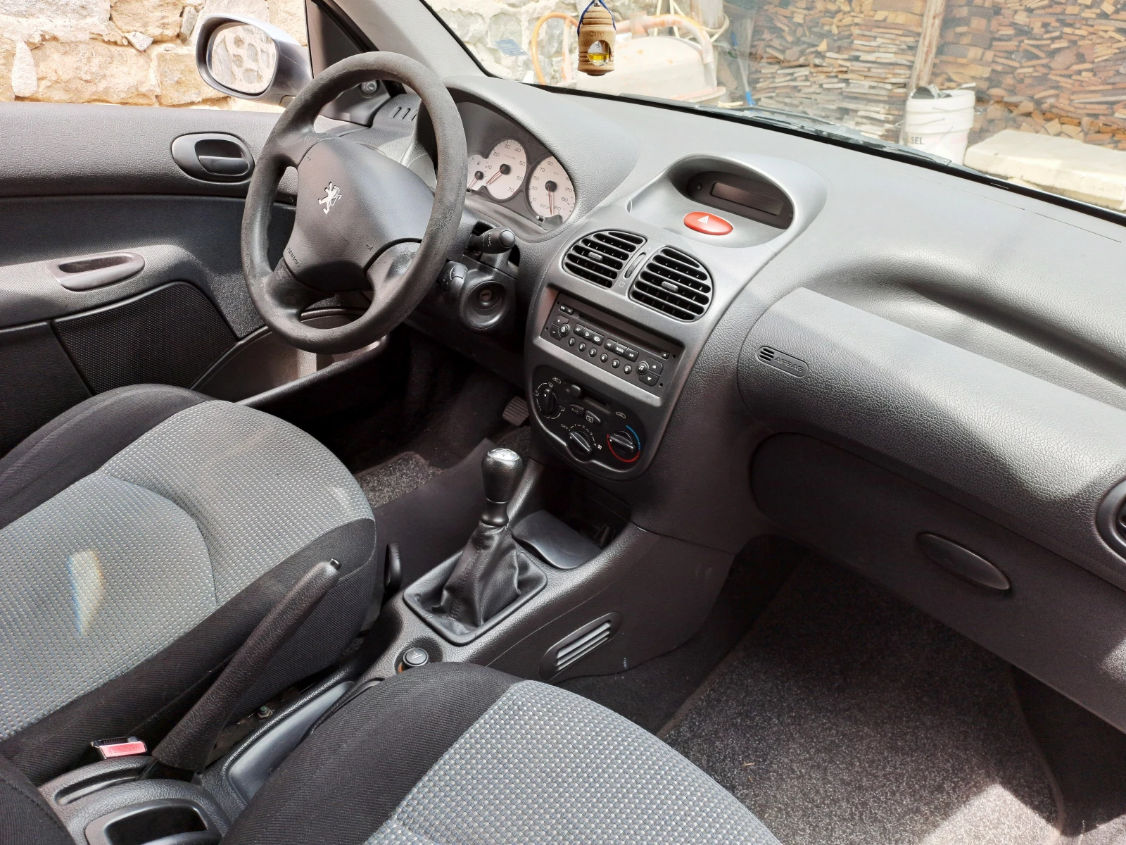 Peugeot 206, снимка 7 - Автомобили и джипове - 54183186