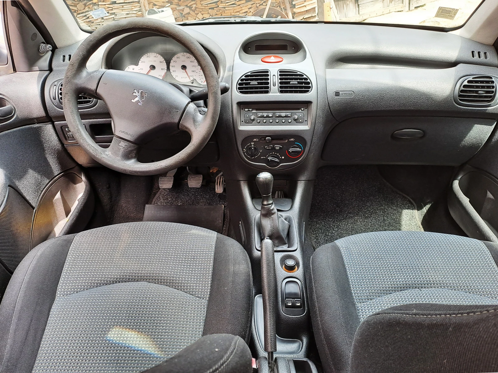 Peugeot 206, снимка 8 - Автомобили и джипове - 54183186