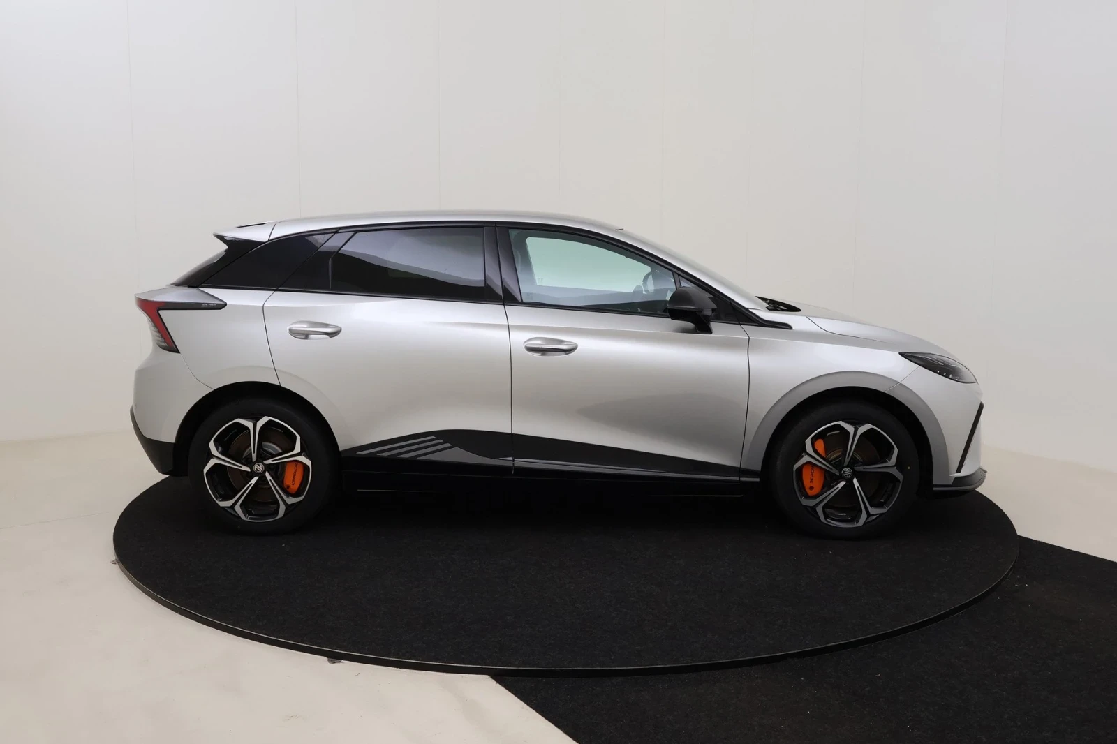 Mg 4 64kW LUXURY AWD 50km ���� | Mobile.bg � ����������� 5