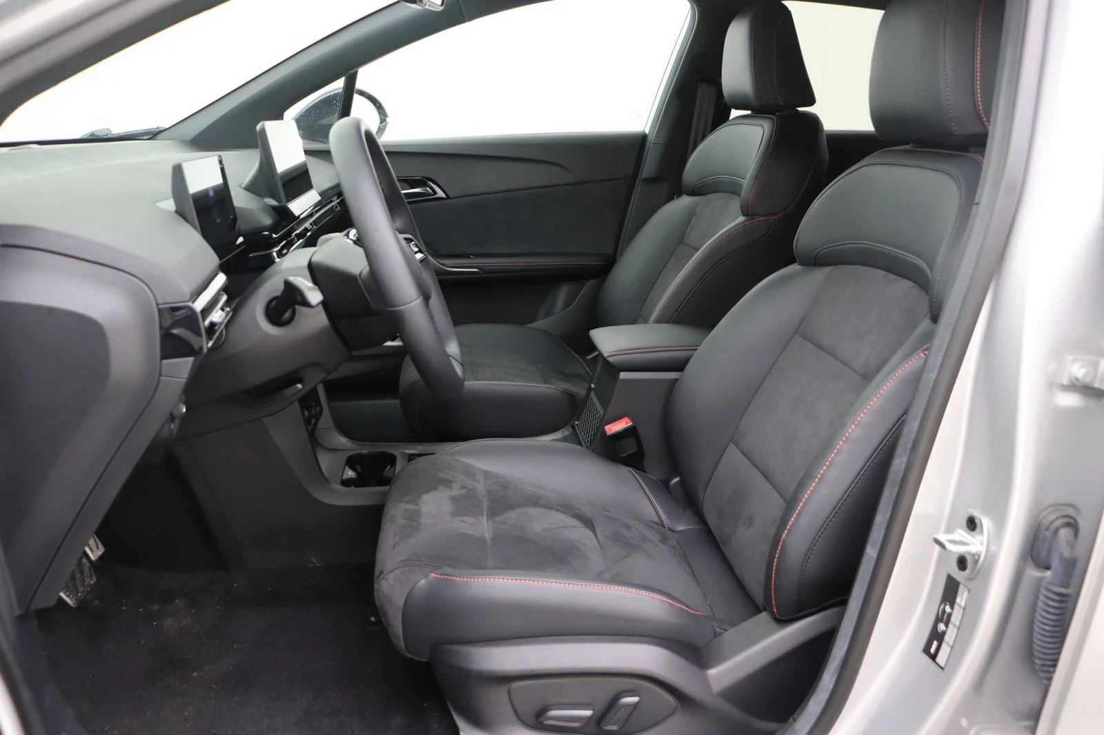 Mg 4 64kW LUXURY AWD 50km ���� | Mobile.bg � ����������� 3