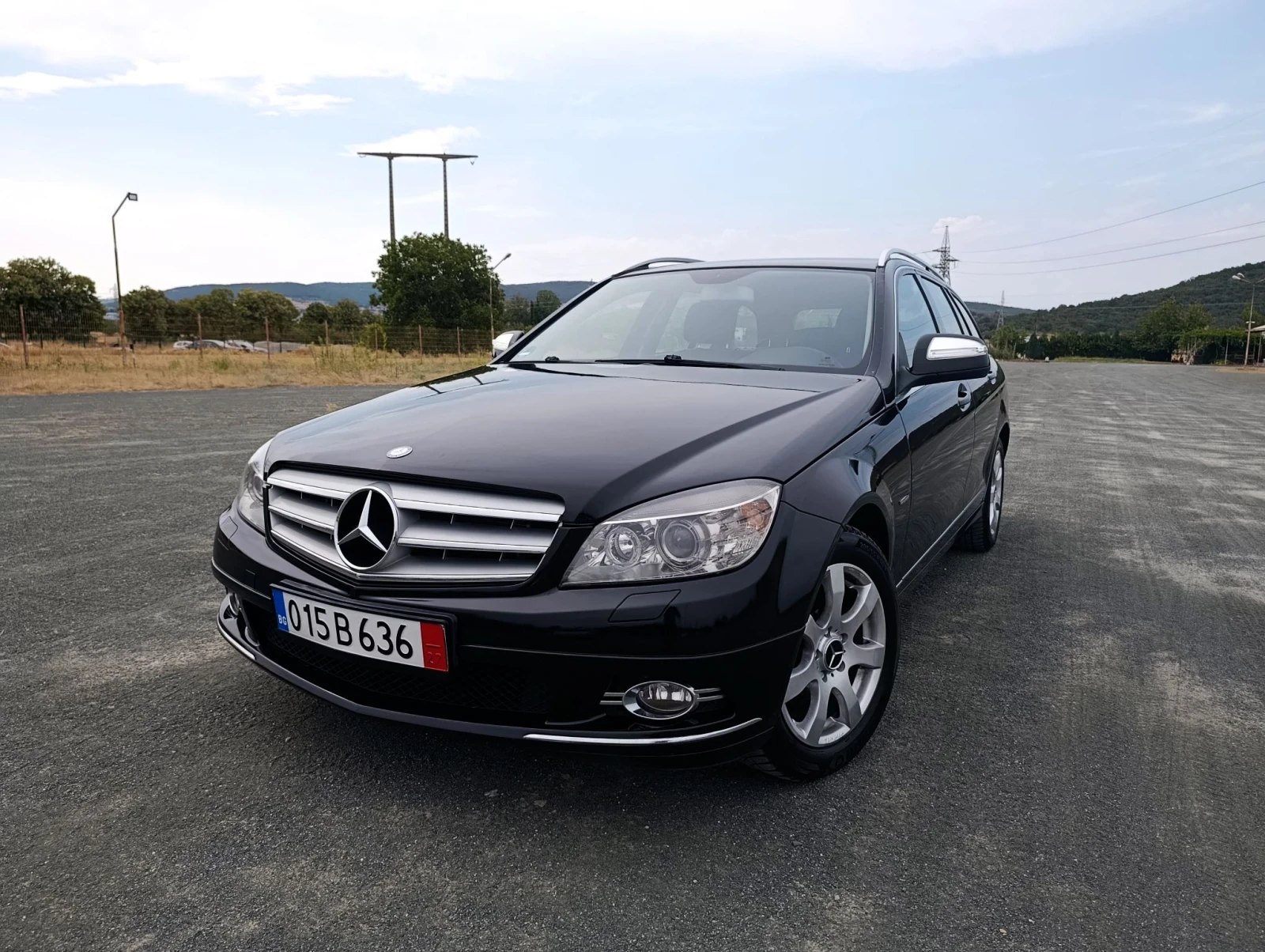 Mercedes-Benz C 220 2.2 Avantgarde, снимка 2 - Автомобили и джипове - 54711007