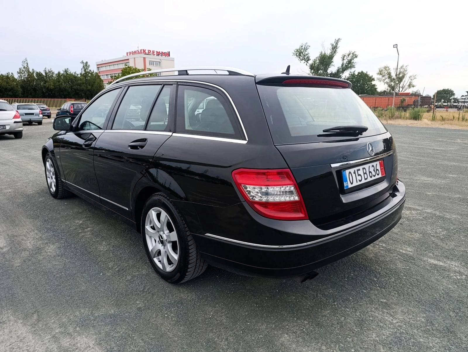 Mercedes-Benz C 220 2.2 Avantgarde, снимка 7 - Автомобили и джипове - 54711007