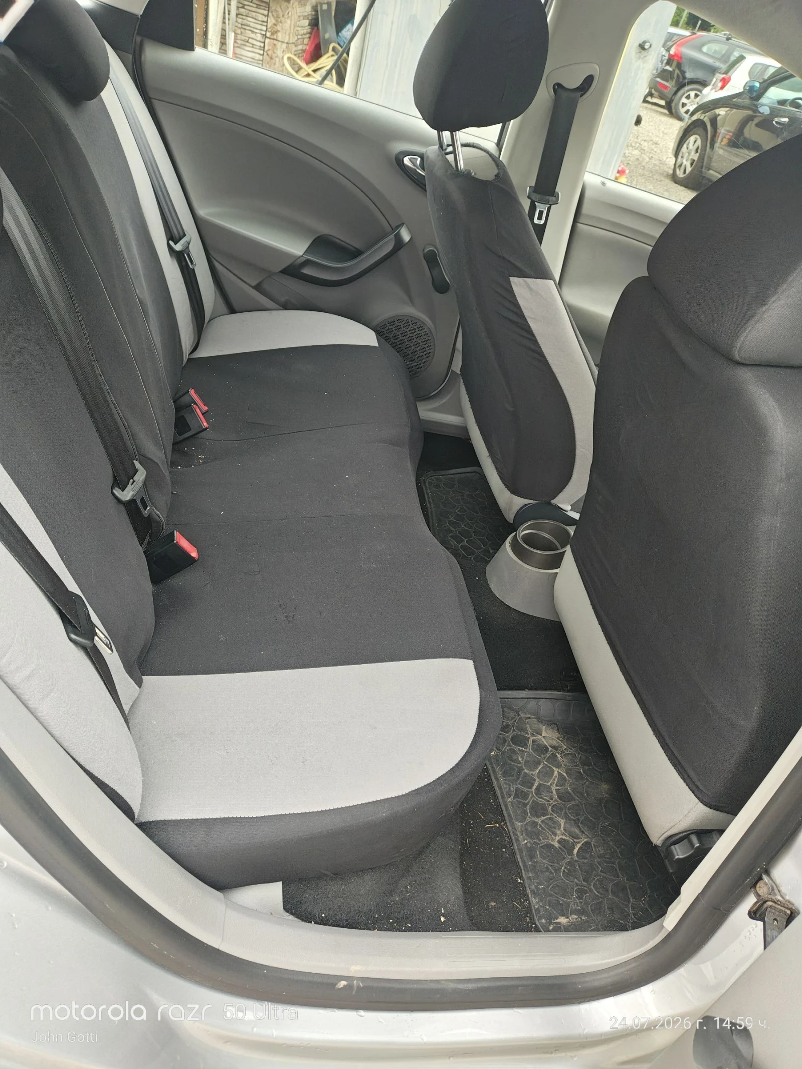 Seat Ibiza 1.6TDi , 90k.c., Klimatronik, Evro 5, 2013г. , снимка 10 - Автомобили и джипове - 55406197