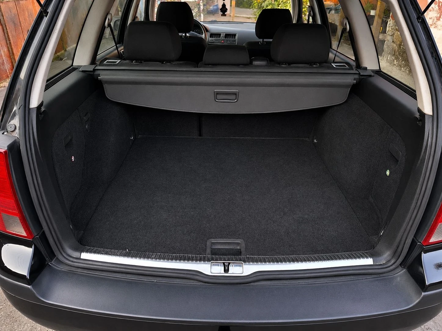 VW Bora 1.9TDI, снимка 11 - Автомобили и джипове - 55775523