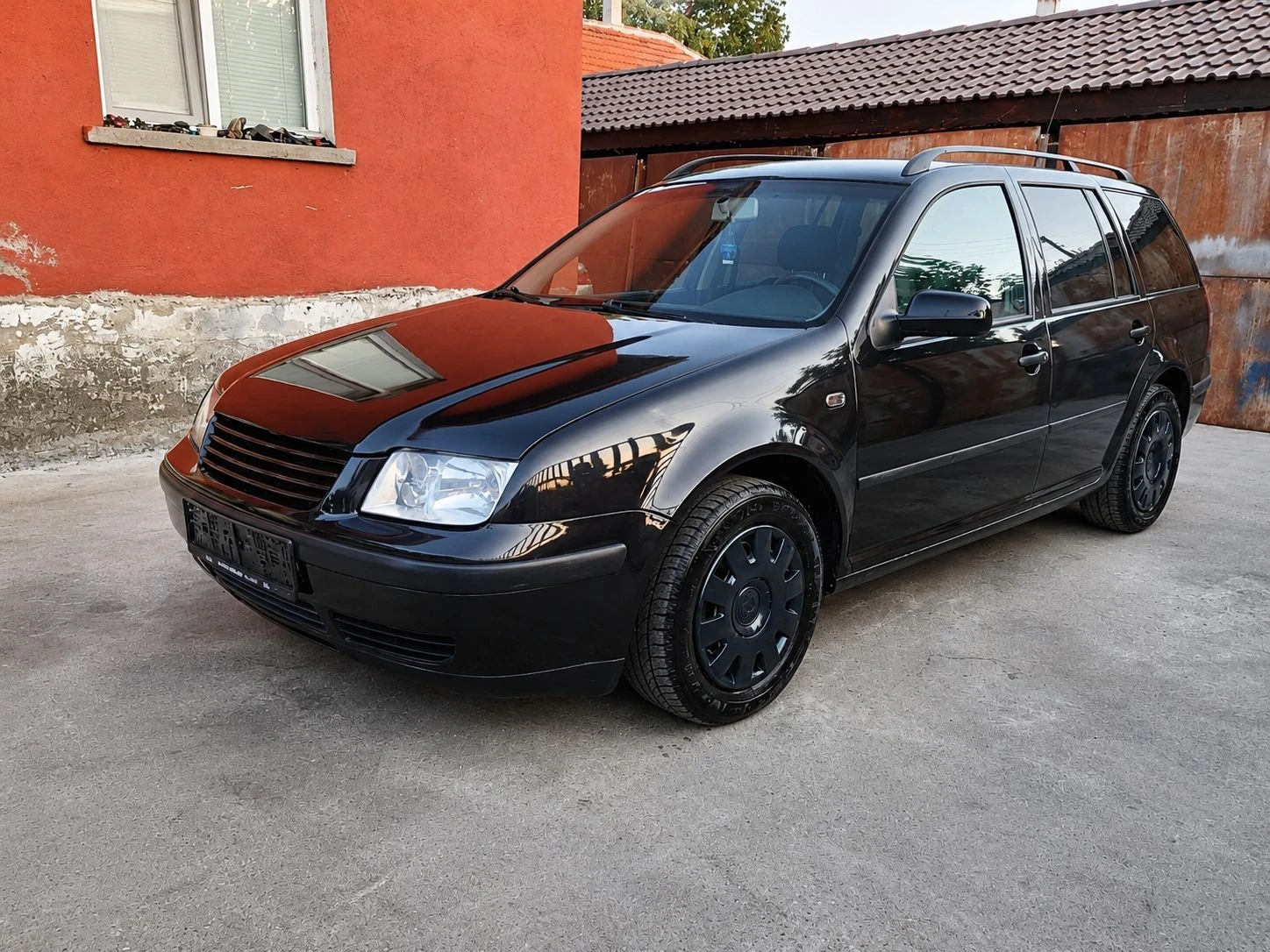 VW Bora 1.9TDI, снимка 2 - Автомобили и джипове - 55775523