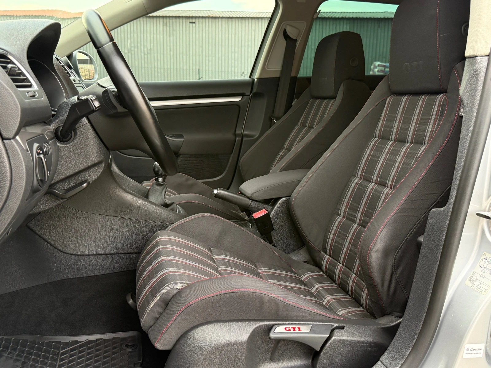 VW Golf 1.6TDI Euro 5, снимка 7 - Автомобили и джипове - 55944268
