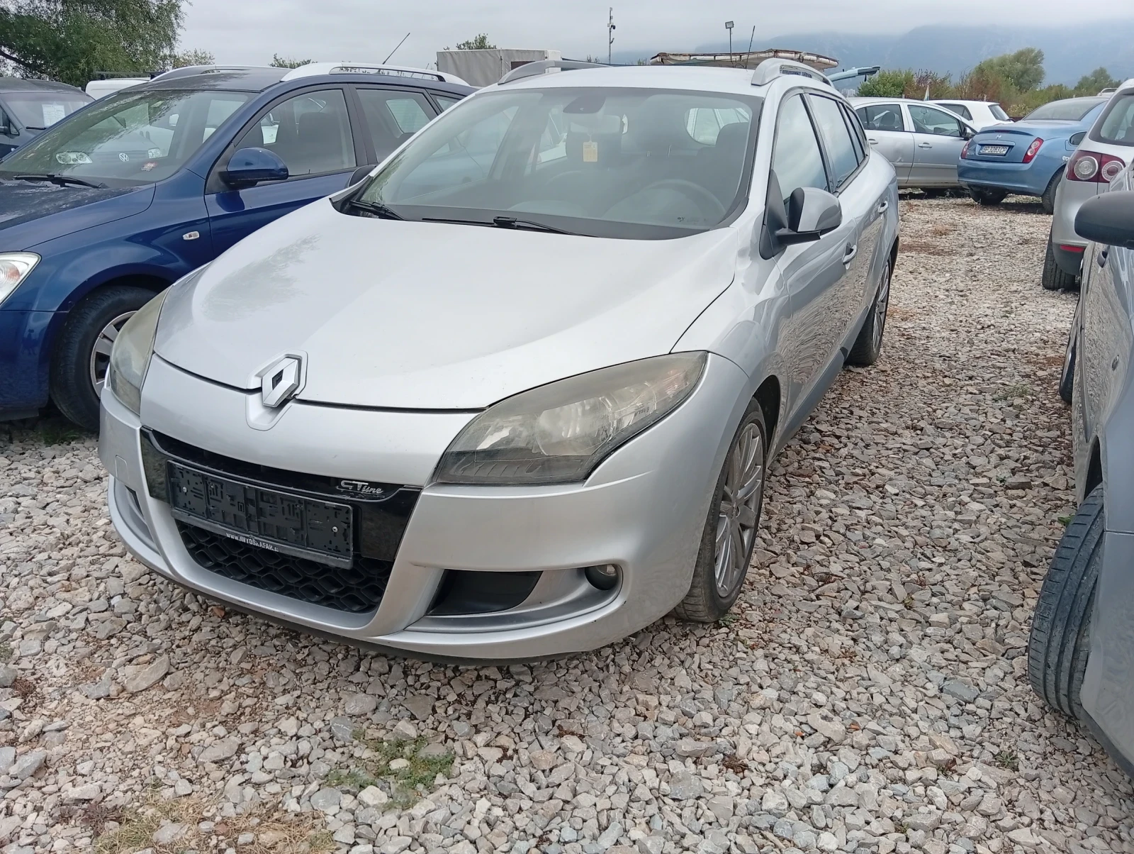 Renault Megane 1.6I GT line, снимка 2 - Автомобили и джипове - 56230117