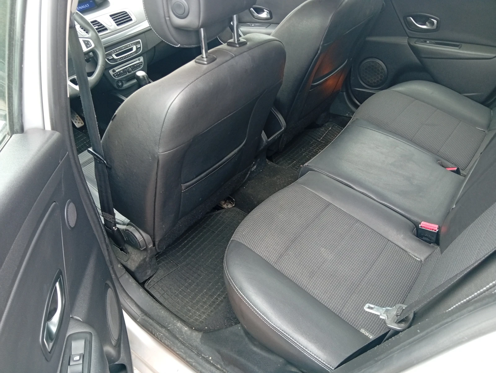 Renault Megane 1.6I GT line, снимка 6 - Автомобили и джипове - 56230117