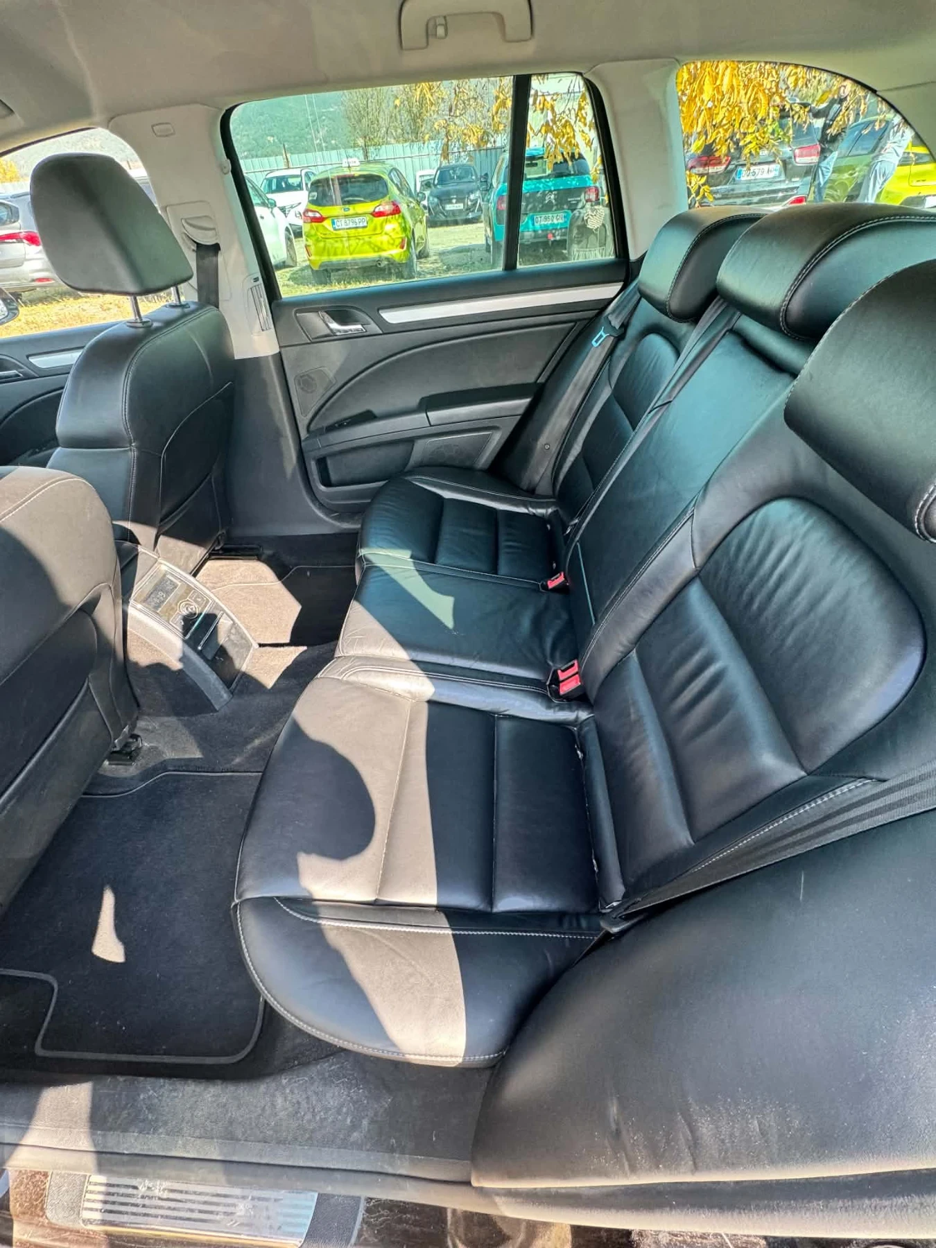 Skoda Superb 2.0 TDI 170 DSG greentec elegance, снимка 11 - Автомобили и джипове - 56662008