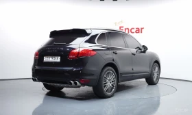 Porsche Cayenne 4.8 TURBO* BURMESTER* DISTRONIC* ПОДГРЕВ* ОБДУХВАН, снимка 3