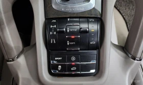 Porsche Cayenne 4.8 TURBO* BURMESTER* DISTRONIC* ПОДГРЕВ* ОБДУХВАН, снимка 14