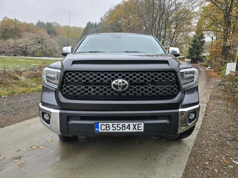 Toyota Tundra CREWMАX Limited  5.7L  i FORCE 4x4, снимка 2 - Автомобили и джипове - 48551300