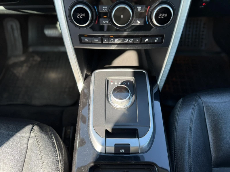 Land Rover Discovery Sport 2.2 SD4 , снимка 15 - Автомобили и джипове - 51822885