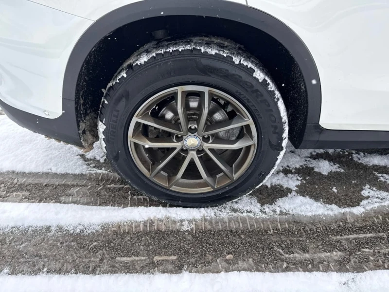 Mercedes-Benz GLC 300  * CARFAX * ОБДУХВАНЕ * ПОДГРЕВИ * PANO, снимка 7 - Автомобили и джипове - 53387685