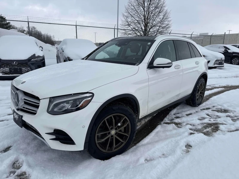 Mercedes-Benz GLC 300  * CARFAX * ОБДУХВАНЕ * ПОДГРЕВИ * PANO