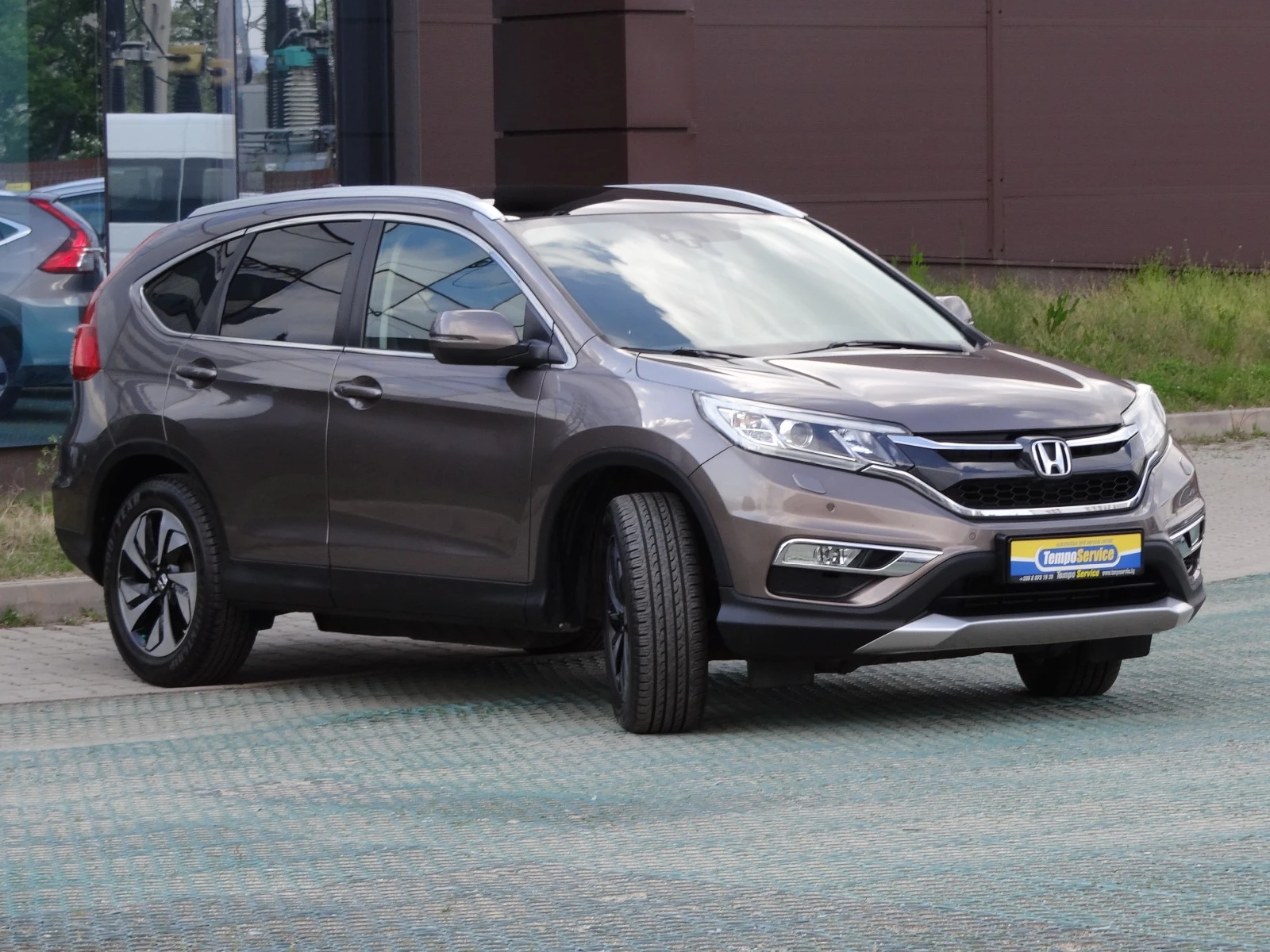 Honda Cr-v 1.6i-DTEC/4x4/NAVI/KOJA/PANORAMA/XENON/LED/CAMERA/ - изображение 5