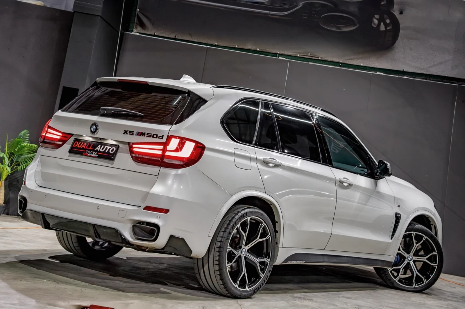 BMW X5 M50D /M-PERFORMANCE /SOFTCLOSE /B&O /HUD /FULL - изображение 4