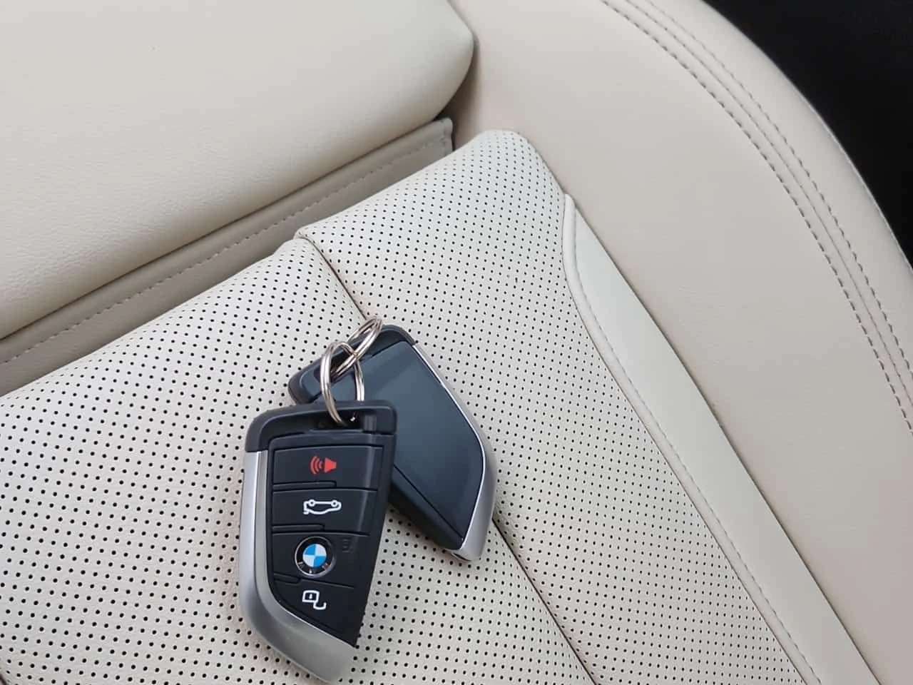 BMW X3 XDRIVE30I| PANORAMA| LANE ASSIST| 2 КЛЮЧА| , снимка 17 - Автомобили и джипове - 53983637