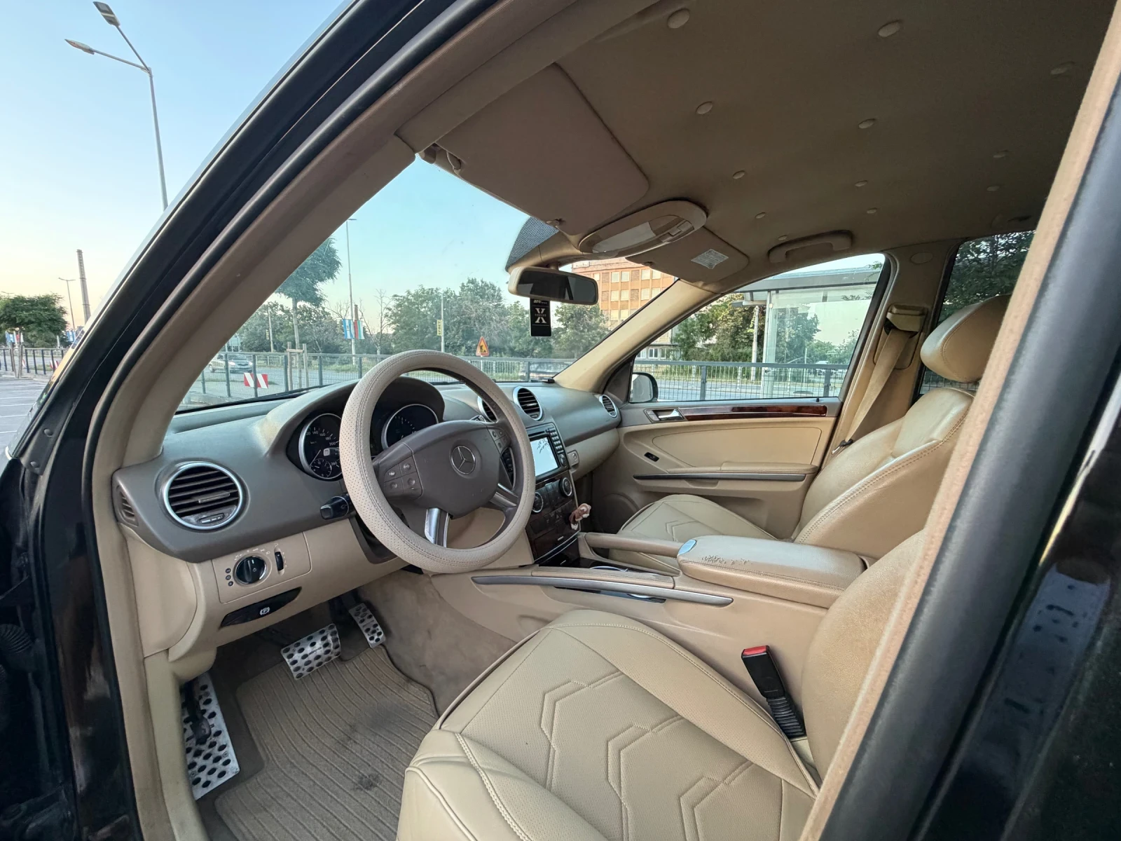 Mercedes-Benz ML 280, снимка 9 - Автомобили и джипове - 54215915