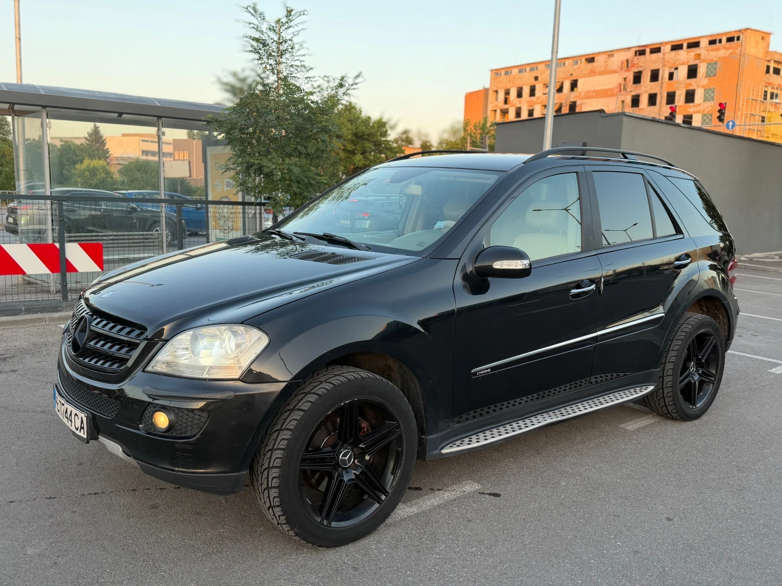 Mercedes-Benz ML 280, снимка 2 - Автомобили и джипове - 54215915