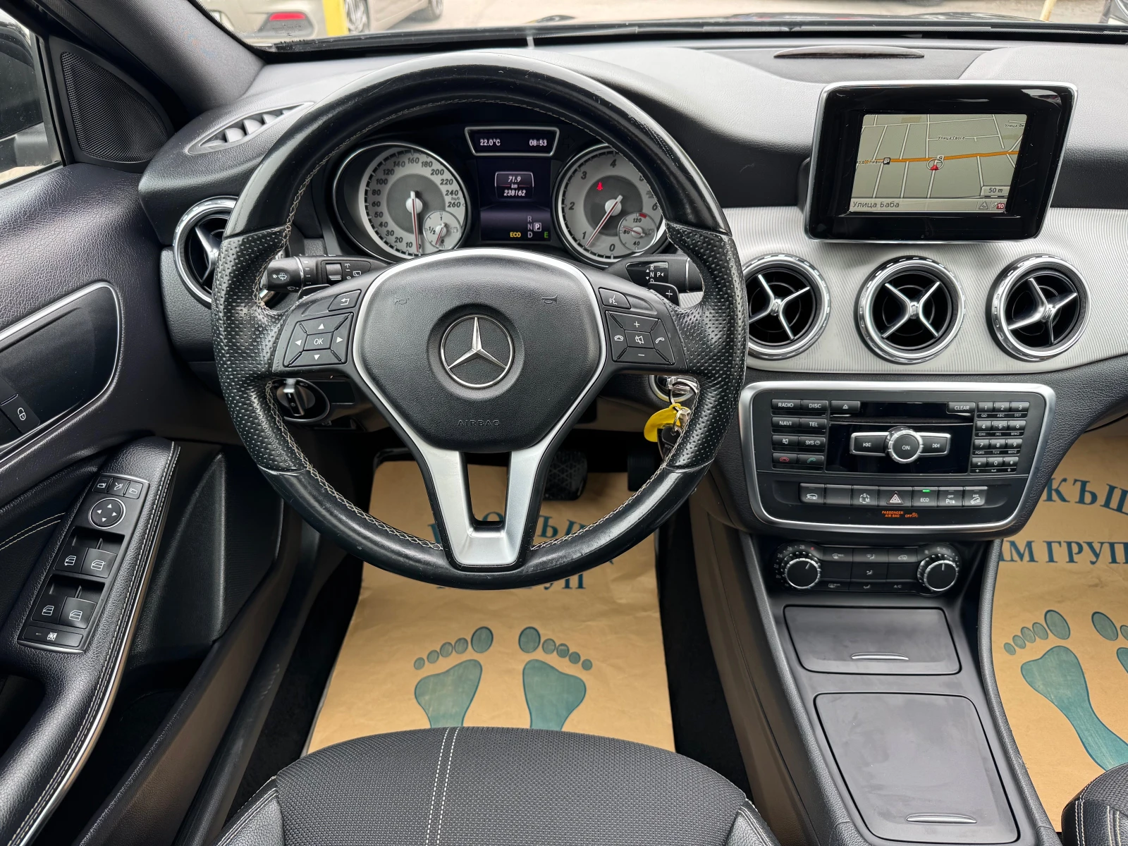 Mercedes-Benz GLA 220 CDI-PREMIUM-4x4-ЛИЗИНГ, снимка 10 - Автомобили и джипове - 54358005