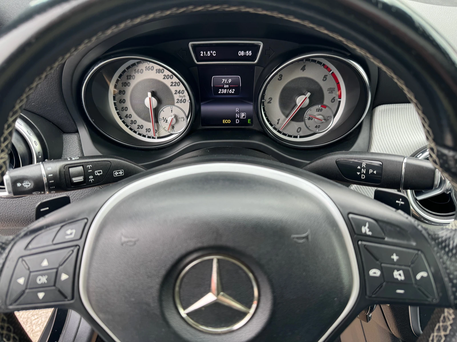 Mercedes-Benz GLA 220 CDI-PREMIUM-4x4-ЛИЗИНГ, снимка 12 - Автомобили и джипове - 54358005