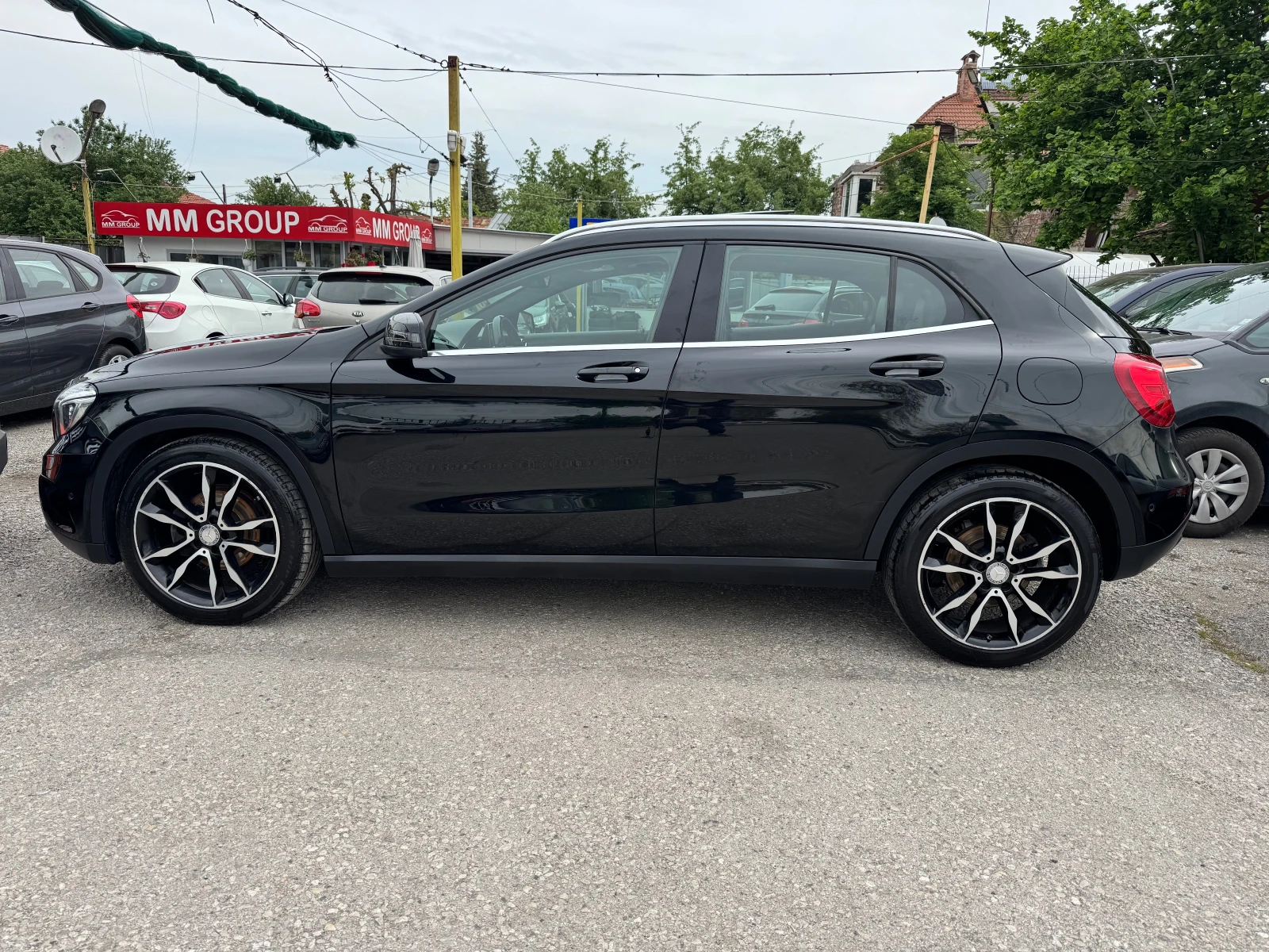 Mercedes-Benz GLA 220 CDI-PREMIUM-4x4-ЛИЗИНГ, снимка 2 - Автомобили и джипове - 54358005