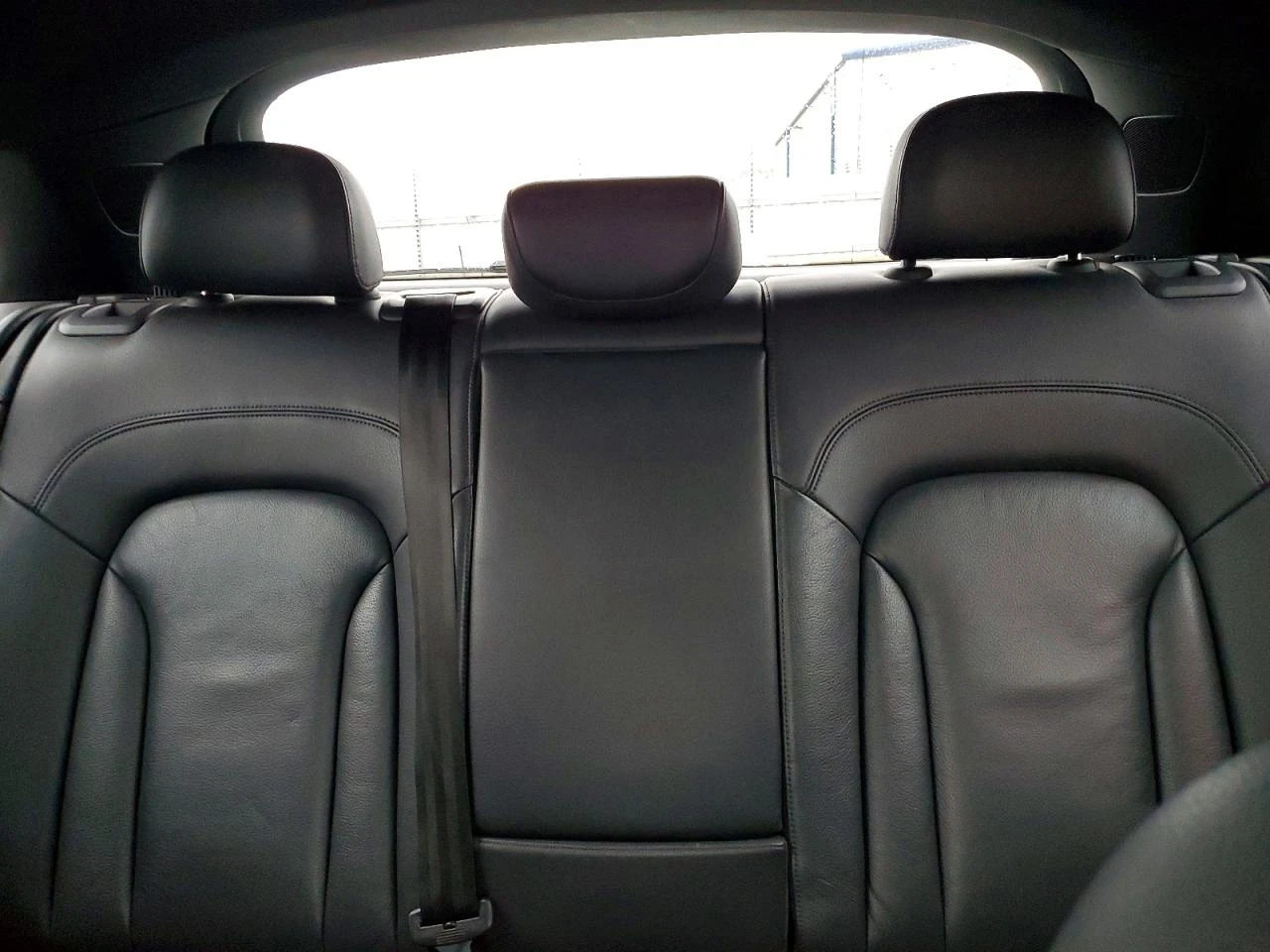 Audi Q3 2.0l Prestige, снимка 10 - Автомобили и джипове - 54705077