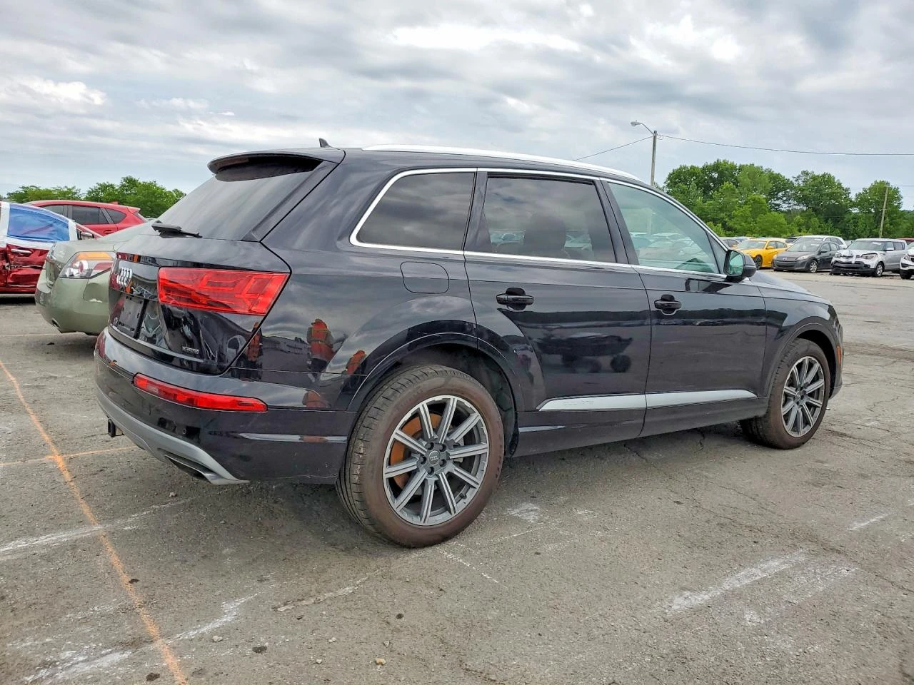 Audi Q7 2.0l Premium Plus, снимка 3 - Автомобили и джипове - 54743798