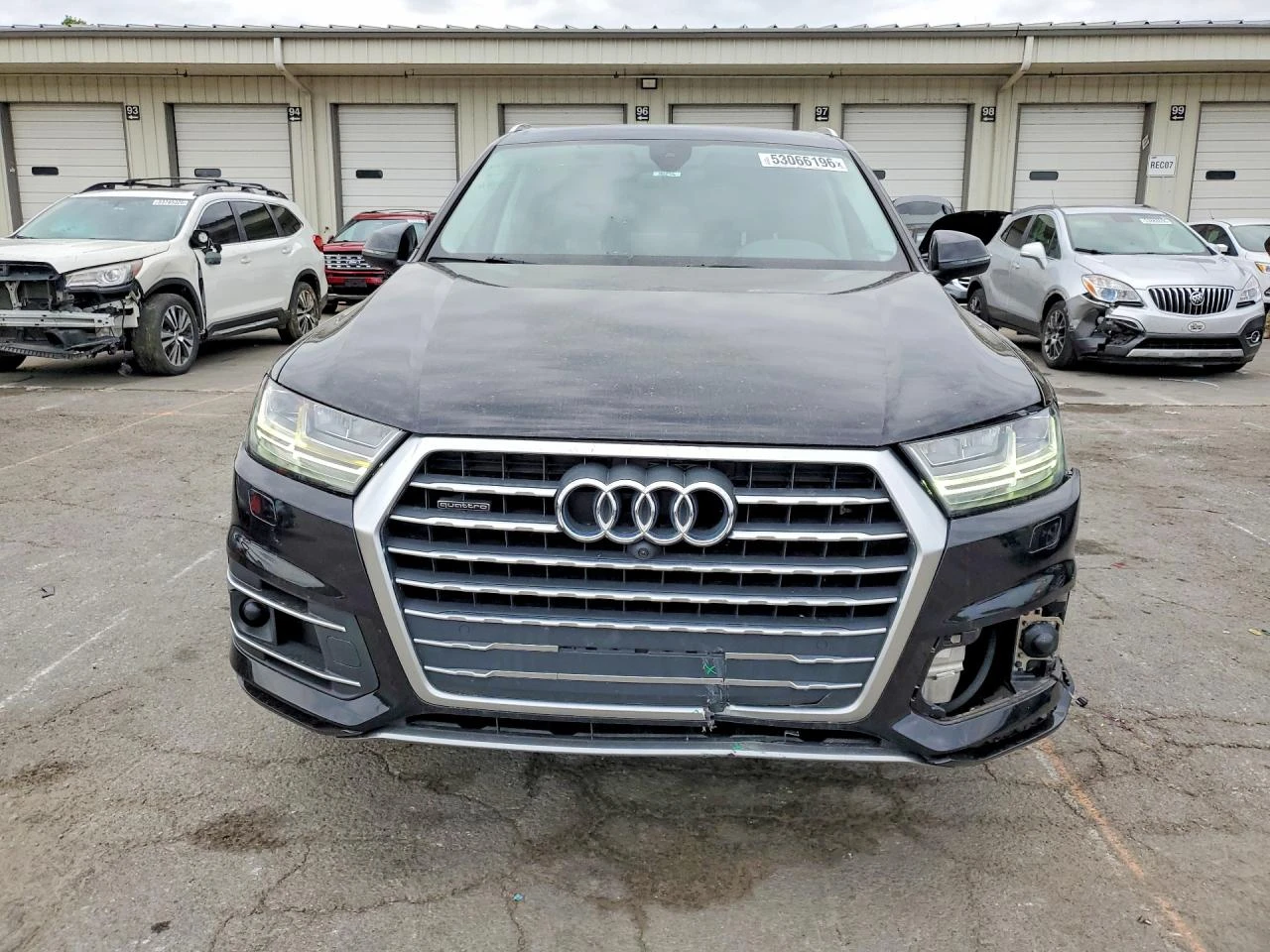 Audi Q7 2.0l Premium Plus, снимка 5 - Автомобили и джипове - 54743798