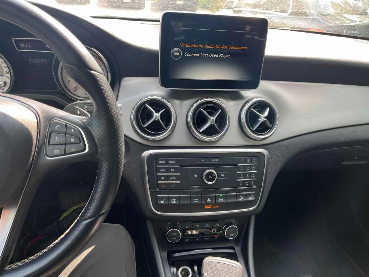 Mercedes-Benz GLA 250 4MATIC * ГЛАВНО ПРЕДСТАВИТЕЛСТВО НА MERCEDES* , снимка 12 - Автомобили и джипове - 55423775